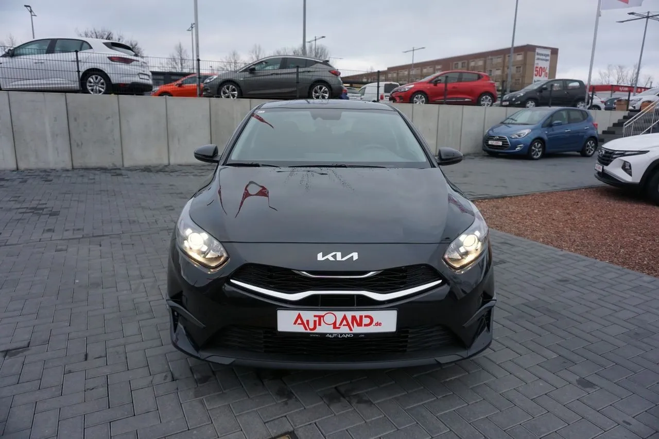 Kia Ceed 1.0 T-GDI 2-Zonen-Klima...  Image 6