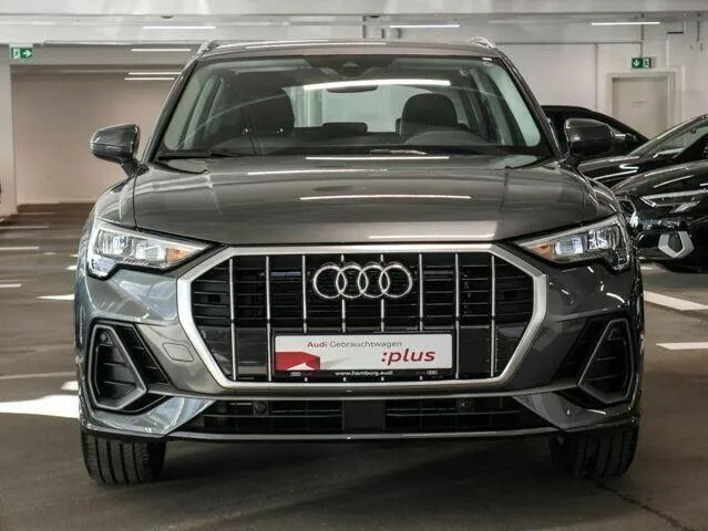 AUDI Q3 35 TFSI S line edition Image 3