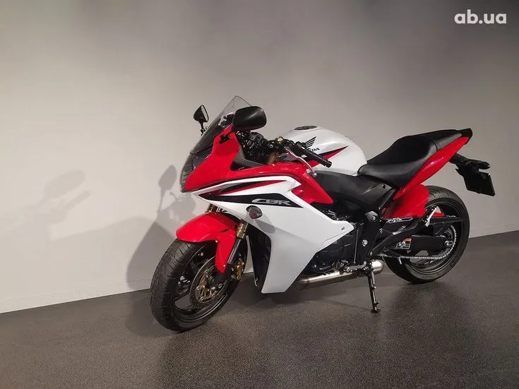 Honda CBR Image 4